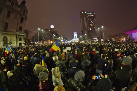 Continua protestele anti-coruptie in Bucuresti