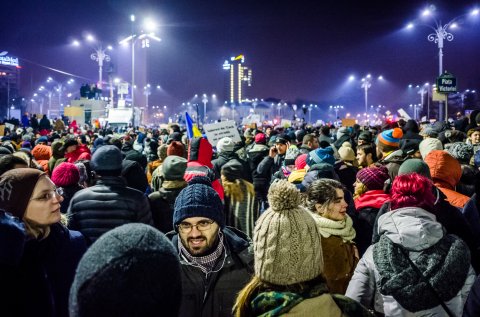 Protest impotriva coruptiei - Piata Victoriei