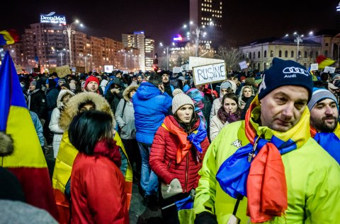 Protest impotriva coruptiei - Piata Victoriei