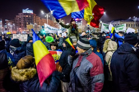 Protest impotriva coruptiei - Piata Victoriei