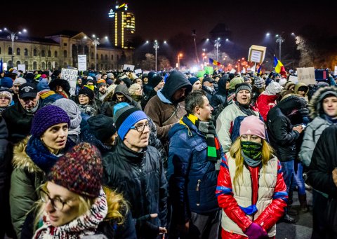 Protest impotriva coruptiei - Piata Victoriei