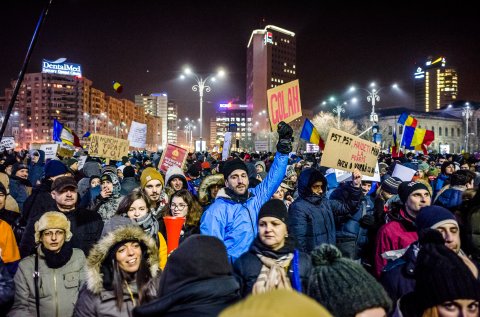 Protest impotriva coruptiei - Piata Victoriei