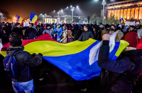 Protest impotriva coruptiei - Piata Victoriei