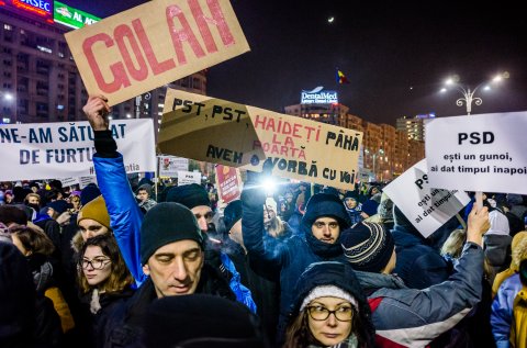 Protest impotriva coruptiei - Piata Victoriei