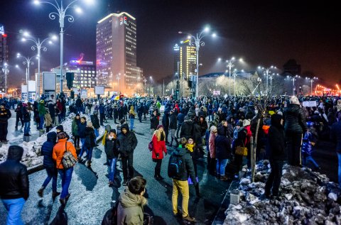 Protest impotriva coruptiei - Piata Victoriei