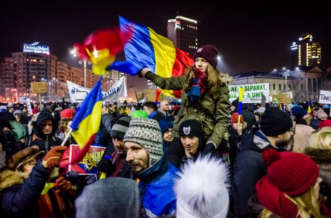 Protest impotriva coruptiei - Piata Victoriei