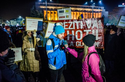 Protest impotriva coruptiei - Piata Victoriei