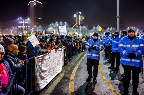 Protest anticoruptie - Piata Victoriei