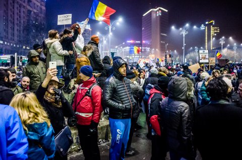 Protest anticoruptie - Piata Victoriei