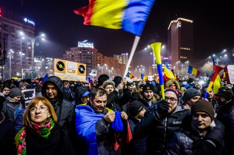 Protest anticoruptie - Piata Victoriei