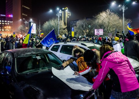 Protest anticoruptie - Piata Victoriei