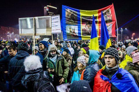 Protest anticoruptie - Piata Victoriei