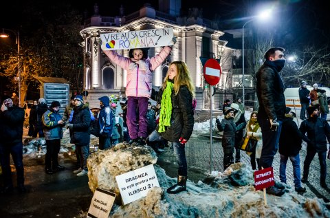 Protest anticoruptie - Piata Victoriei