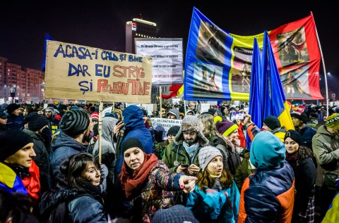 Protest anticoruptie - Piata Victoriei