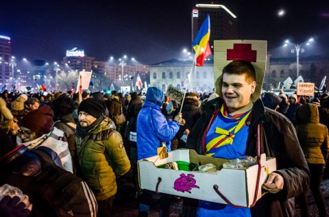 Protest anticoruptie - Piata Victoriei