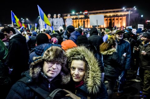 Protest anticoruptie - Piata Victoriei