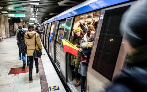 Dupa protest - Statia de metrou Piata Victoriei