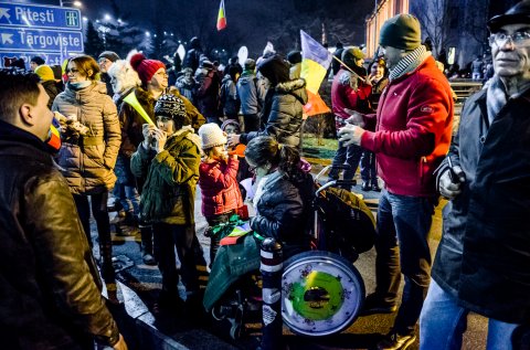 Protest anticoruptie - Piata Victoriei