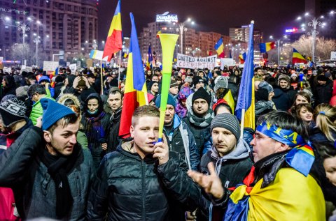 Protest anticoruptie - Piata Victoriei