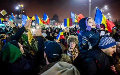 Protest anticoruptie - Piata Victoriei