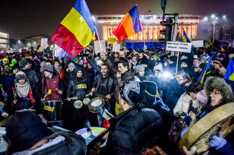 Tobosari - Protest anticoruptie - Piata Victoriei