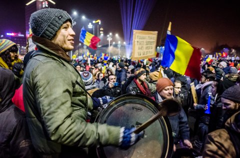 Tobosar - Protest anticoruptie - Piata Victoriei