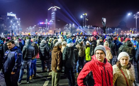 Protest anticoruptie - Piata Victoriei