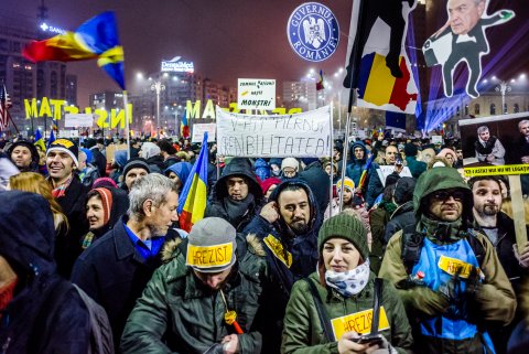 Protest anticoruptie - Piata Victoriei