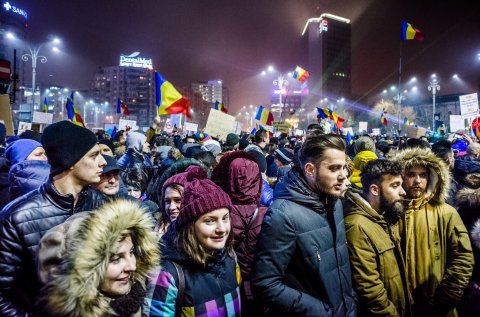 Protest anticoruptie - Piata Victoriei