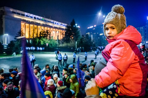 Protest anticoruptie - Piata Victoriei