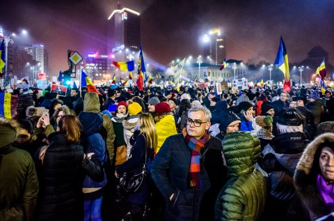 Protest anticoruptie - Piata Victoriei