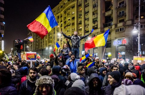 Protest anticoruptie - Piata Victoriei