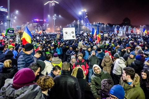 Protest anticoruptie - Piata Victoriei