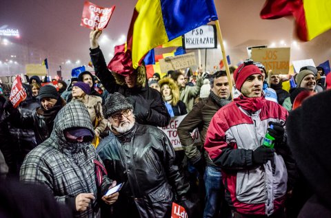 Protest anticoruptie - Piata Victoriei