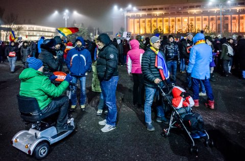 Protest anticoruptie - Piata Victoriei