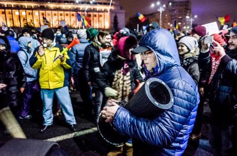 Protest anticoruptie - Piata Victoriei