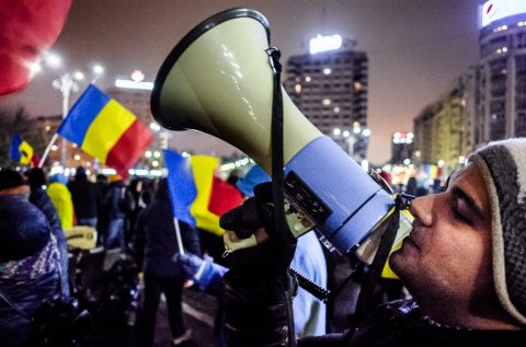 Protest anticoruptie - Piata Victoriei