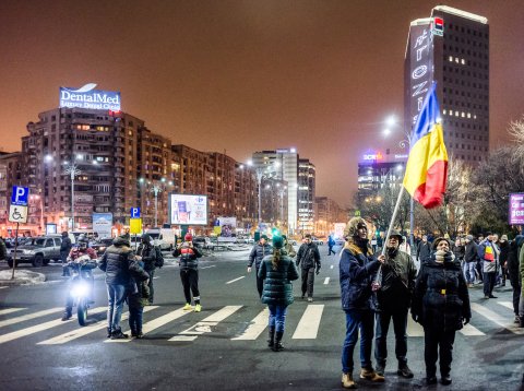 Protest anticoruptie - Piata Victoriei