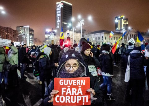 Protest anticoruptie - Piata Victoriei