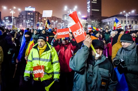 Protest anticoruptie - Piata Victoriei