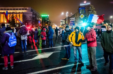 Protest anticoruptie - Piata Victoriei