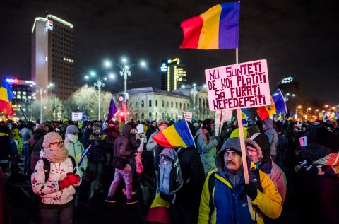 Protest anticoruptie - Piata Victoriei