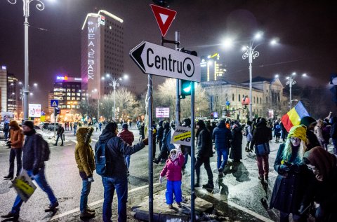 Protest anticoruptie - Piata Victoriei