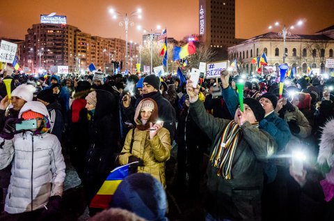 Ploaie de stele - Protest anticoruptie - Piata Victoriei