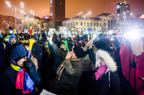 Ploaie de stele - Protest anticoruptie - Piata Victoriei