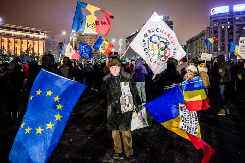 Protest anticoruptie - Piata Victoriei