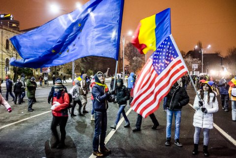 Protest anticoruptie - Piata Victoriei