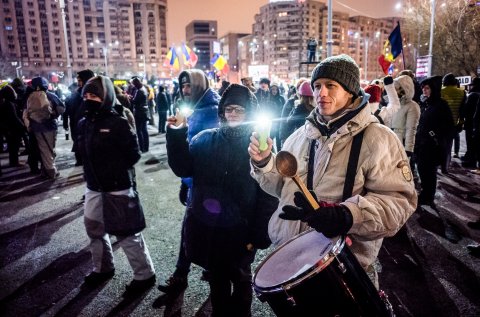 Tobosar - Protest anticoruptie - Piata Victoriei