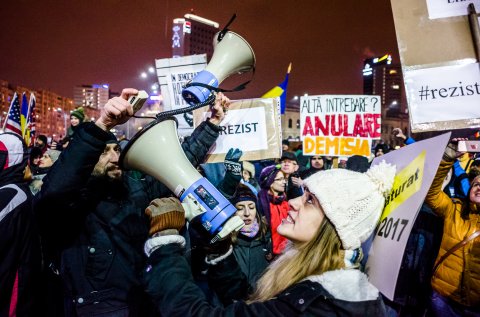 Protest anticoruptie - Piata Victoriei