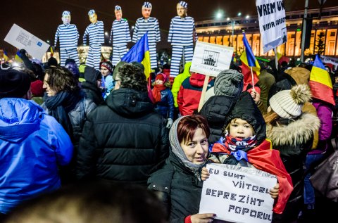 Protest anticoruptie - Piata Victoriei